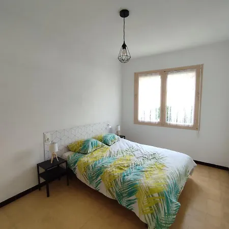 아파트 Rez De Jardin Lumineux A 100m De La